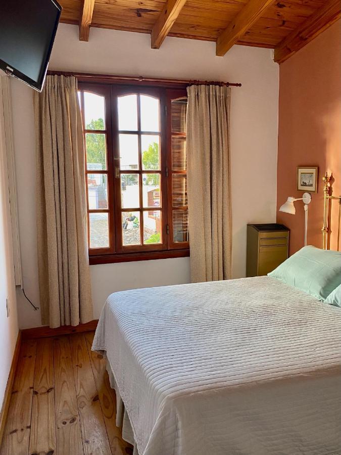 Hosteria Isabel Departamentos Y Habitaciones Con Bano Privado Las Grutas Quarto foto