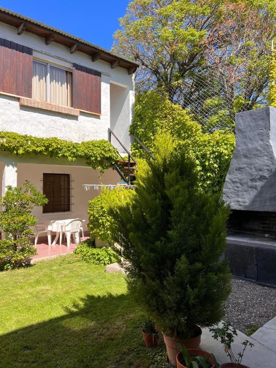 Hosteria Isabel Departamentos Y Habitaciones Con Bano Privado Las Grutas Quarto foto