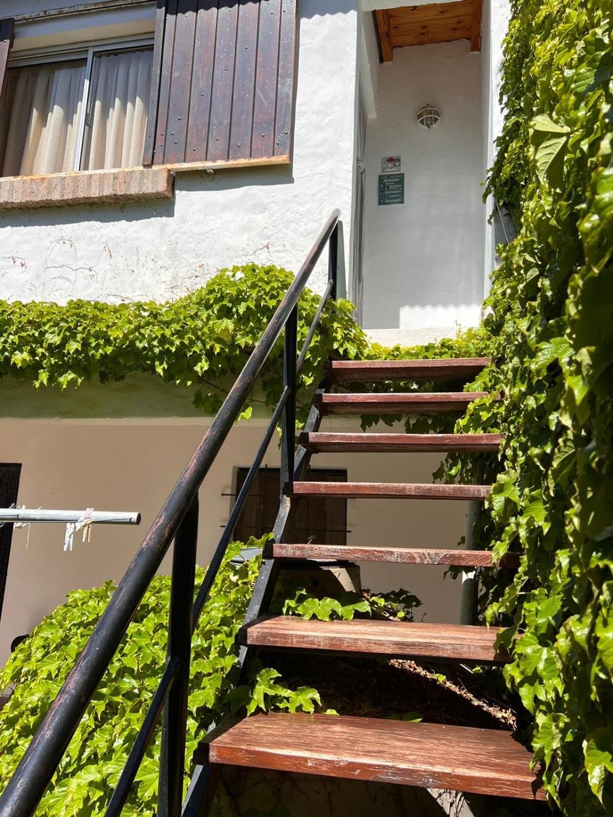 Hosteria Isabel Departamentos Y Habitaciones Con Bano Privado Las Grutas Quarto foto