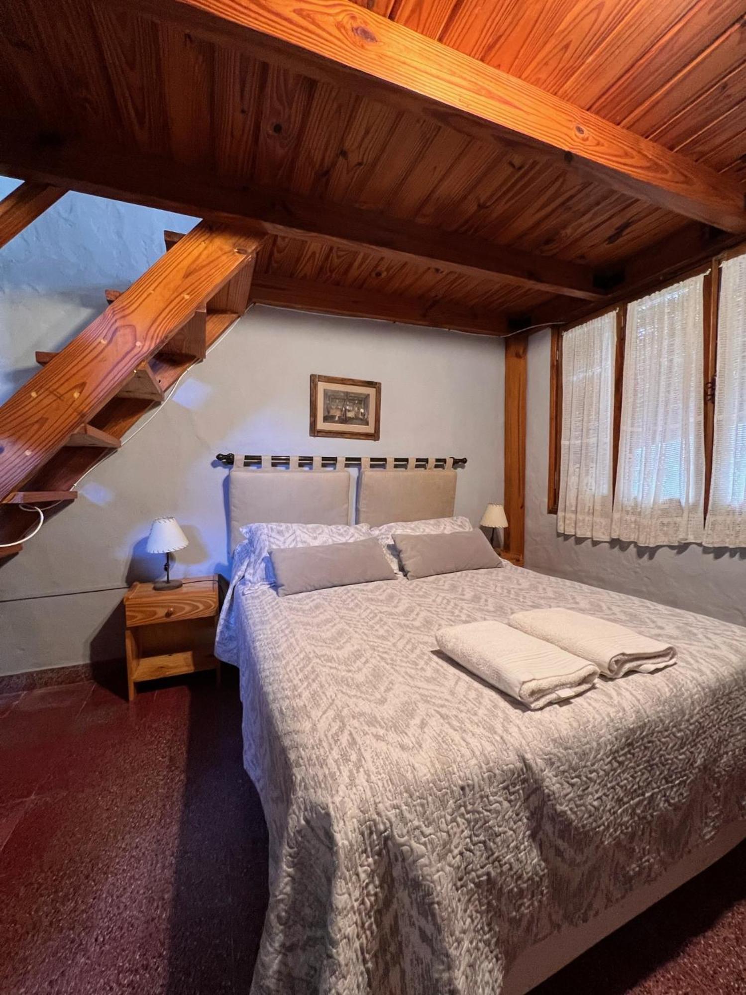 Hosteria Isabel Departamentos Y Habitaciones Con Bano Privado Las Grutas Quarto foto